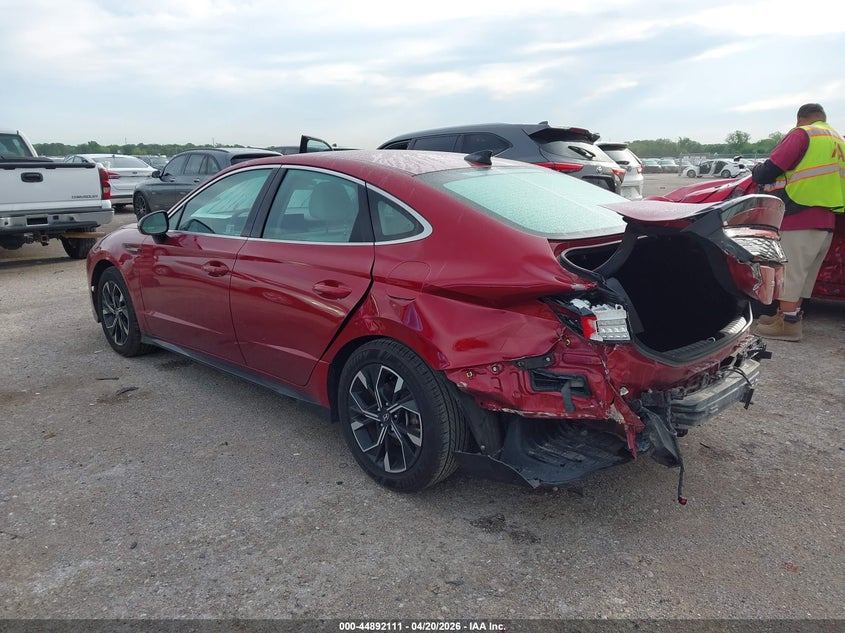 2024 Hyundai Sonata VIN KMHL64JA4RA392302 IAAI salvage auction — REAR END, Salvage (Texas), sold $4,200 on 2026-07-14 (photo 3)