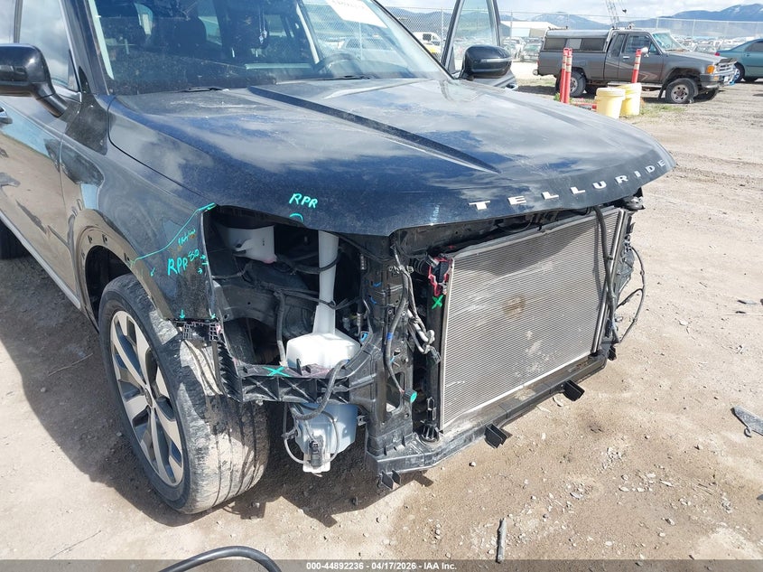 2022 Kia Telluride VIN 5XYP5DHC7NG322318 IAAI salvage auction — FRONT END, Salvage Title, sold $8,500 on 2026-07-29 (photo 6)