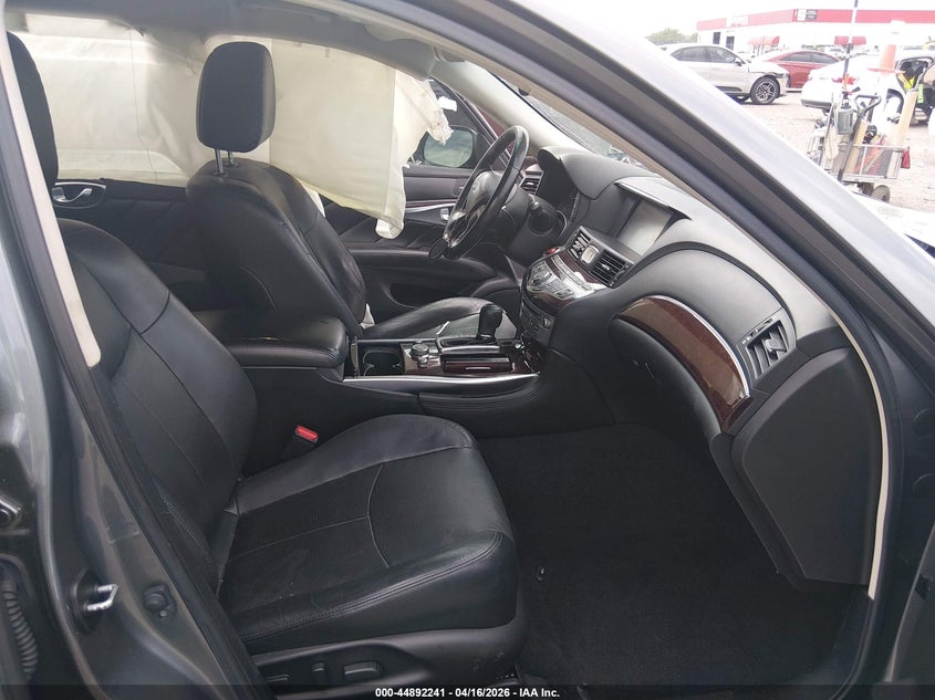 2017 Infiniti Q70 VIN JN1BY1PP3HM170807 IAAI salvage auction — LEFT SIDE, Salvage (Arkansas), sold $1,450 on 2026-07-08 (photo 5)