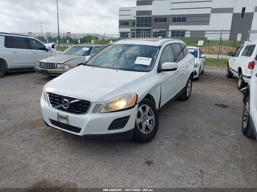 2012 Volvo Xc60 VIN YV4952DL2C2265968 IAAI salvage auction — LEFT FRONT, Salvage (Texas), sold $700 on 2026-07-14 (photo 2)