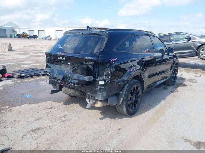 2023 Kia Sorento VIN 5XYRK4LF0PG242168 IAAI salvage auction — REAR END, Original (Texas), sold $9,600 on 2026-07-29 (photo 4)