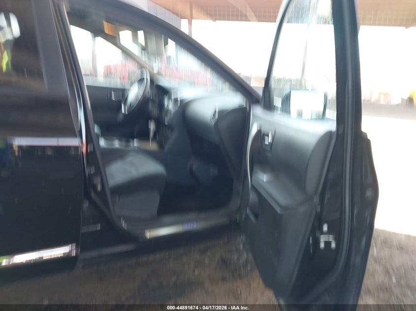 2013 Nissan Rogue VIN JN8AS5MT1DW019292 IAAI salvage auction — REAR END, Salvage Title, sold $625 on 2026-07-29 (photo 5)
