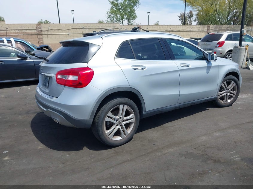 2020 Mercedes-benz Gla-klasse VIN W1NTG4EB8LU029701 IAAI salvage auction — LEFT FRONT, Salvage Certificate (California), sold $4,600 on 2026-07-24 (photo 4)