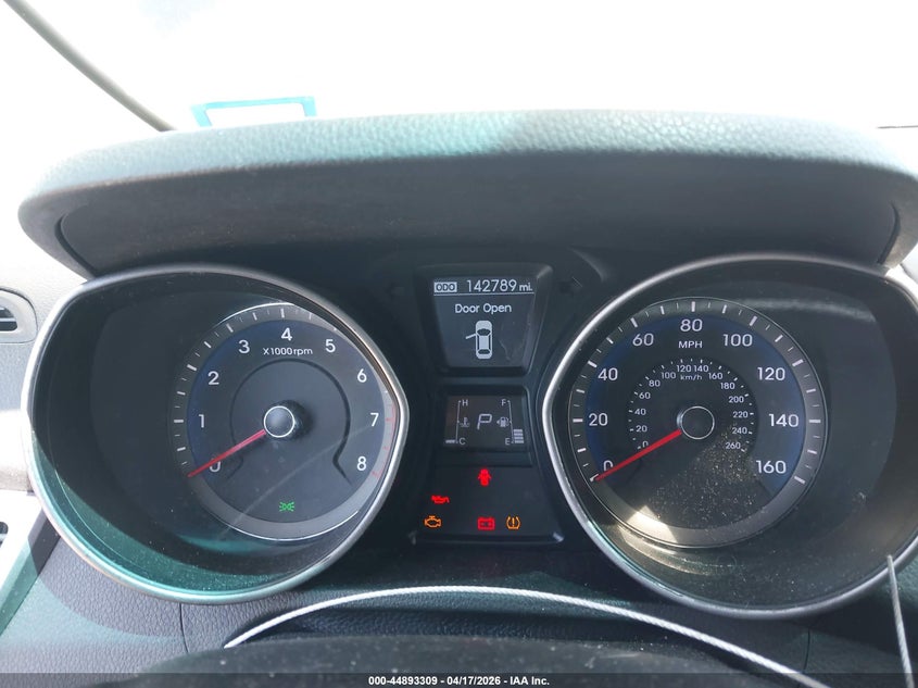 2014 Hyundai Elantra VIN KMHD35LH9EU228159 IAAI salvage auction — THEFT, Salvage Title, sold $700 on 2026-07-09 (photo 7)