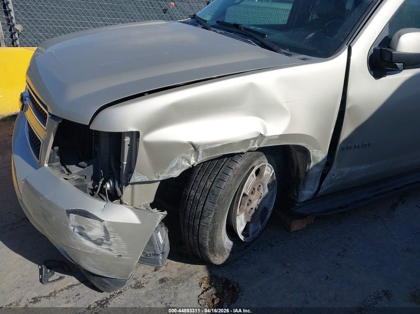 2013 Chevrolet Tahoe VIN 1GNSKBE07DR219361 IAAI salvage auction — LEFT SIDE, Salvage (California), sold $1,650 on 2026-07-09 (photo 6)