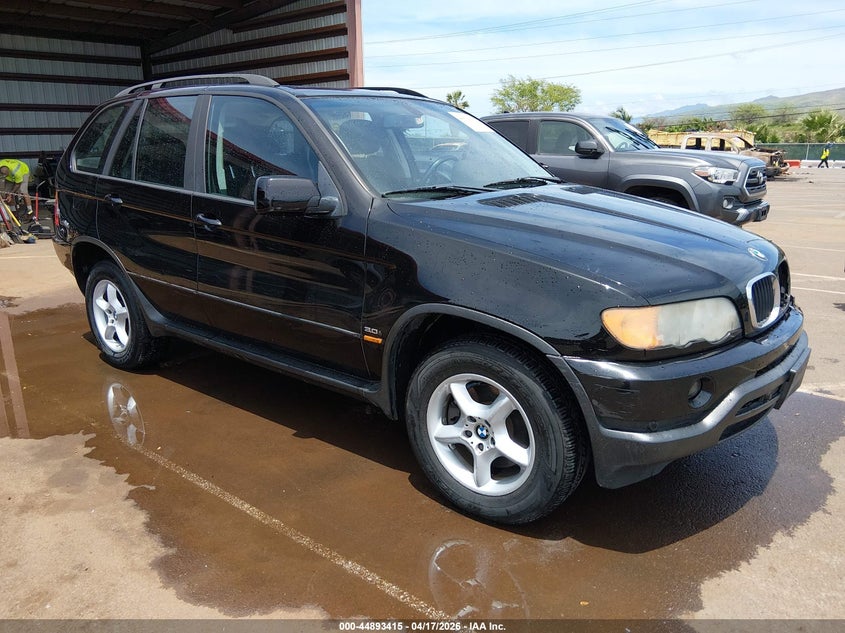 2002 BMW X5 VIN 5UXFA53512LP57257 IAAI salvage auction — LEFT FRONT, Clear (Hawaii), sold $300 on 2026-07-07 (photo 1)