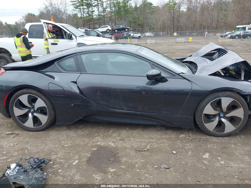 2015 BMW I8 VIN WBY2Z2C54FV391830 IAAI salvage auction — FRONT END, Salvage Title, sold $9,800 on 2026-07-14 (photo 5)