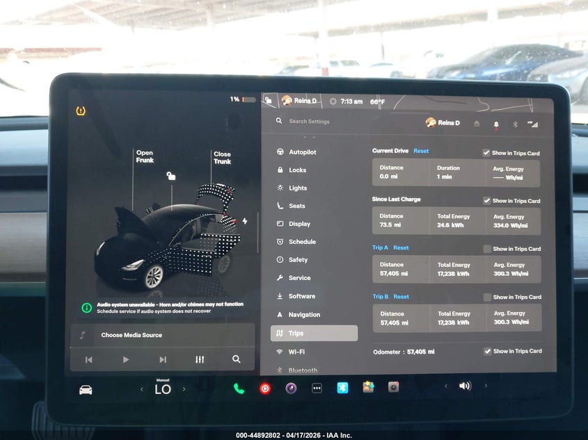 2023 Tesla Model 3 VIN 5YJ3E1EA1PF550874 IAAI salvage auction — RIGHT SIDE, Salvage Title, sold $4,400 on 2026-07-30 (photo 7)