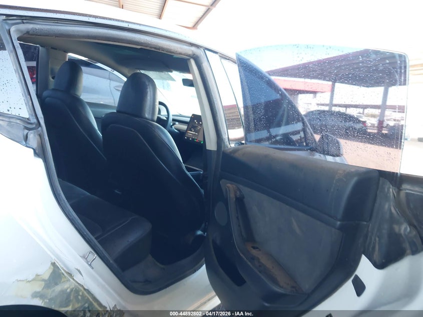 2023 Tesla Model 3 VIN 5YJ3E1EA1PF550874 IAAI salvage auction — RIGHT SIDE, Salvage Title, sold $4,400 on 2026-07-30 (photo 8)