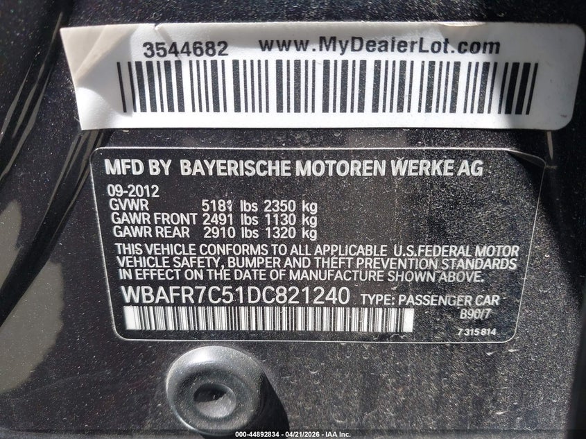 2013 BMW 5er VIN WBAFR7C51DC821240 IAAI salvage auction — SIDE, Mv-907A (New York), sold $2,450 on 2026-07-26 (photo 9)