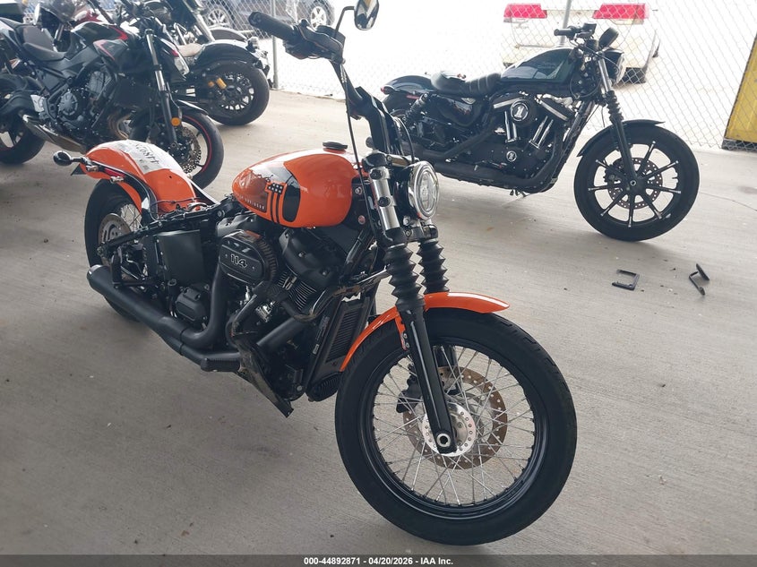 2021 Harley-davidson Street bob VIN 1HD1YYK18MB056892 IAAI salvage auction — FRONT END, Salvage (Texas), sold $3,500 on 2026-07-07 (photo 1)
