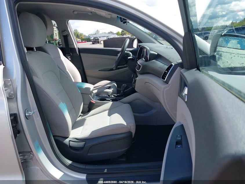 2019 Hyundai Tucson VIN KM8J3CA48KU031681 IAAI salvage auction — FRONT & REAR, Salvage (Oregon), sold $3,500 on 2026-07-09 (photo 5)