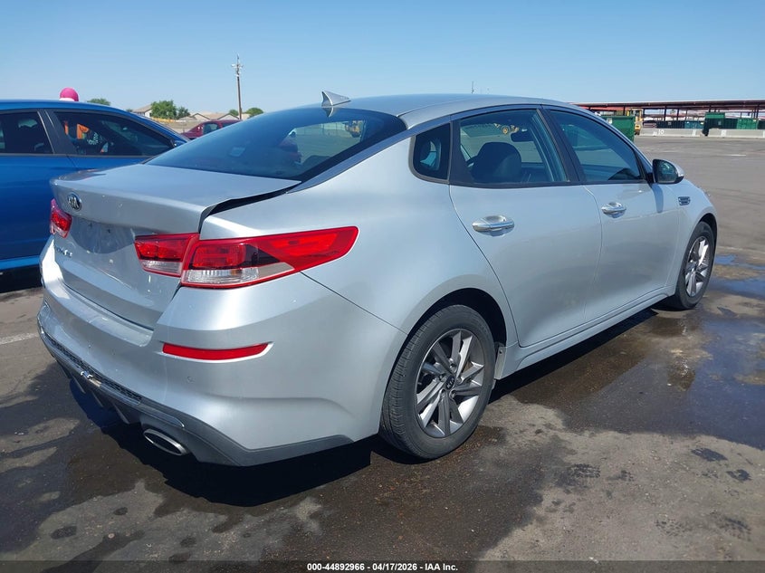 2020 Kia Optima VIN 5XXGT4L31LG416175 IAAI salvage auction — REAR END, Salvage Title, sold $2,600 on 2026-08-02 (photo 4)