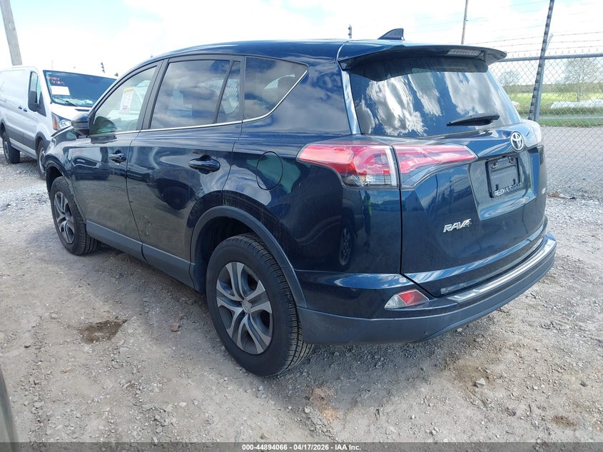 2018 Toyota Rav 4 VIN JTMZFREV4JJ748678 IAAI salvage auction — RIGHT FRONT, Salvage Title, sold $4,075 on 2026-07-15 (photo 3)