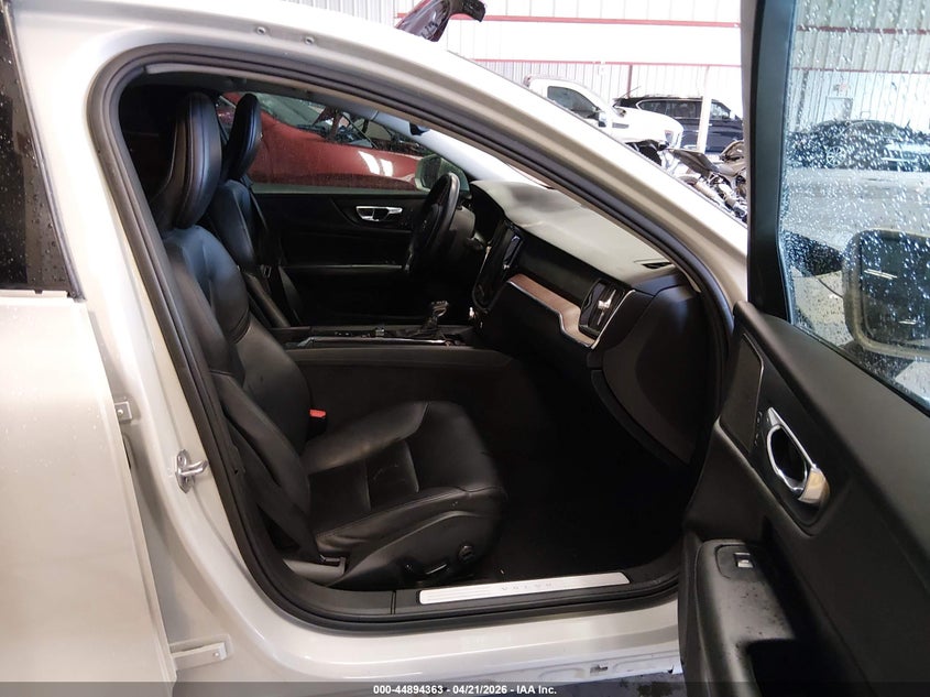 2019 Volvo S60 VIN 7JR102FKXKG000687 IAAI salvage auction — REAR END, Original (Texas), sold $4,050 on 2026-07-15 (photo 5)