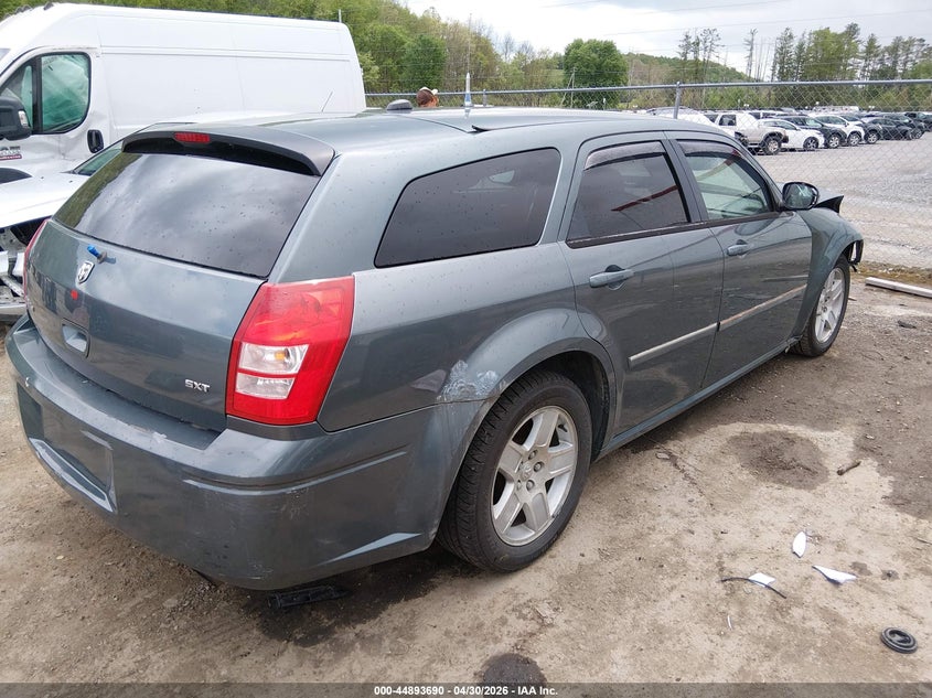 2006 Dodge Magnum VIN 2D4FV47V56H193340 IAAI salvage auction — FRONT END, Salvage (West Virginia), sold $175 on 2026-07-09 (photo 4)