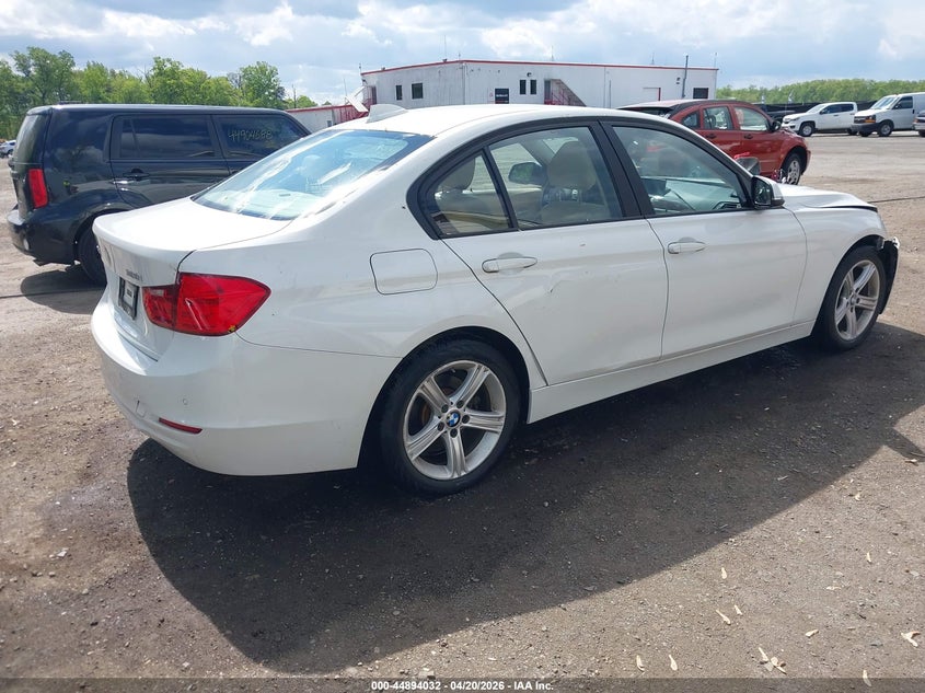 2014 BMW 3er VIN WBA3B5G51ENS06344 IAAI salvage auction — RIGHT FRONT, Salvage - Greater Than 75% (Maryland), sold $25 on 2026-07-22 (photo 4)