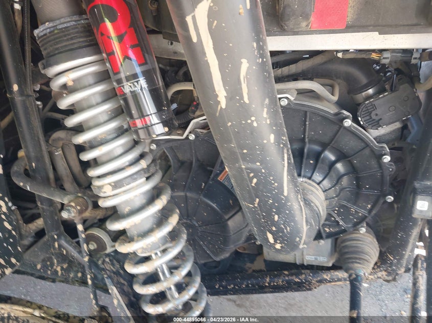 2024 Polaris Rzr VIN 3NSR4D929RG062933 IAAI salvage auction — LEFT FRONT, Salvage (North Carolina), sold $9,200 on 2026-07-14 (photo 9)