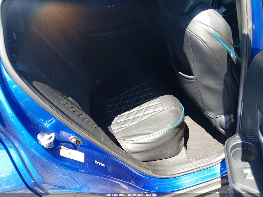 2018 Toyota C-hr VIN NMTKHMBX2JR011033 IAAI salvage auction — FRONT & REAR, Salvage (Kentucky), sold $1,725 on 2026-08-01 (photo 8)