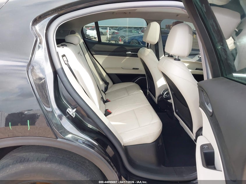 2020 Alfa romeo Stelvio VIN ZASPAJAN0L7C86124 IAAI salvage auction — FRONT & REAR, Wait Title, sold $7,850 on 2026-07-22 (photo 8)