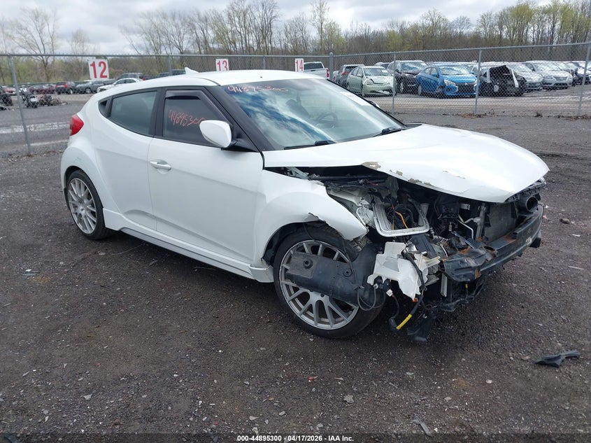 2016 Hyundai Veloster VIN KMHTC6AE6GU295296 IAAI salvage auction — FRONT END, Salvage Title, sold $650 on 2026-07-07 (photo 1)