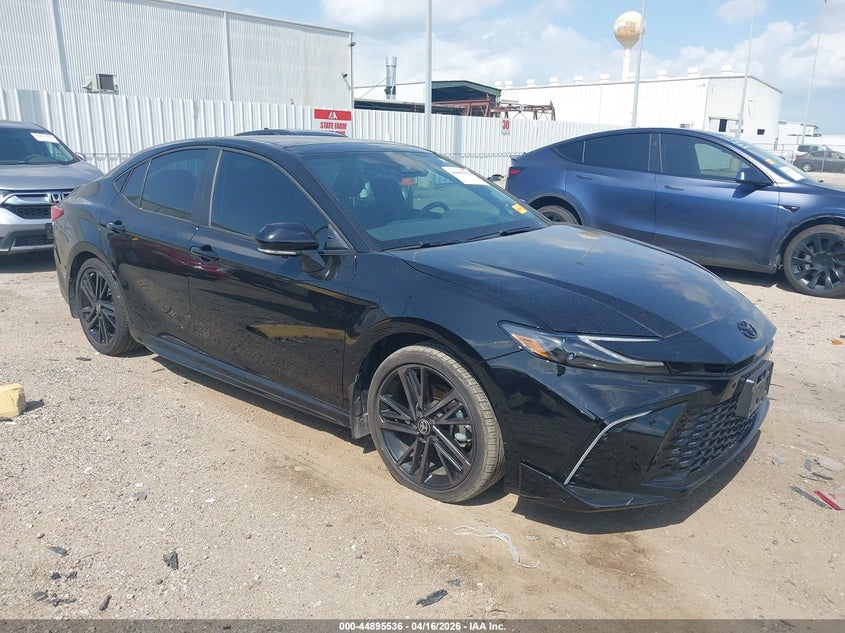2025 Toyota Camry VIN 4T1DBADK2SU013773 — IAAI salvage auction photo