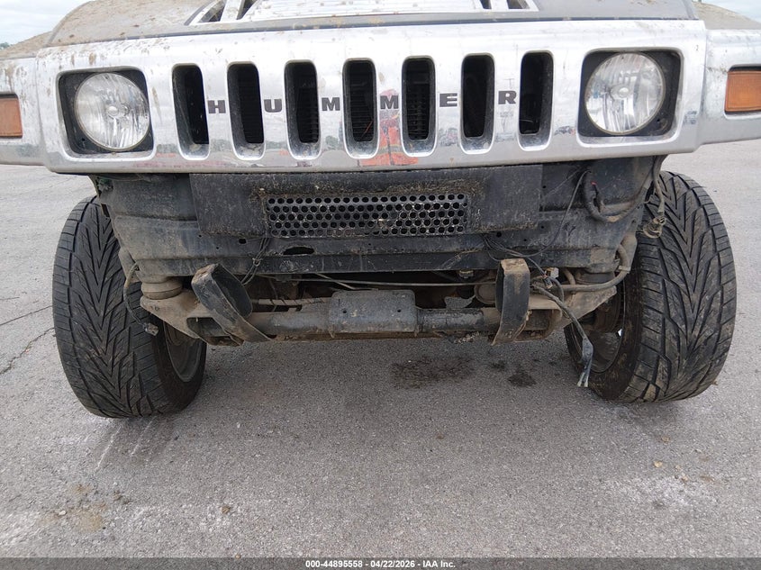 2007 Hummer H2 VIN 5GRGN22U17H103871 IAAI salvage auction — FRONT END, Salvage (Missouri), sold $2,150 on 2026-07-09 (photo 6)