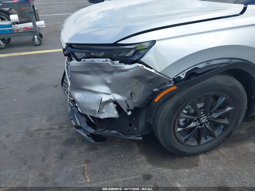 2026 Honda Cr-v VIN 7FARS5H80TE016279 IAAI salvage auction — LEFT FRONT, Salvage Title, sold $18,275 on 2026-07-23 (photo 6)