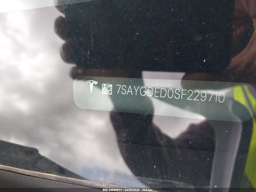 2025 Tesla Model y VIN 7SAYGDED0SF229710 IAAI salvage auction — REAR END, Salvage Title, sold $3,550 on 2026-07-21 (photo 9)