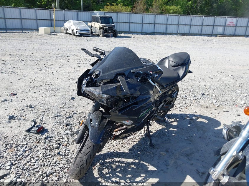 2024 Kawasaki Ninja VIN ML5EXGH15RDA31531 IAAI salvage auction — FRONT END, Salvage (Georgia), sold $925 on 2026-07-21 (photo 2)