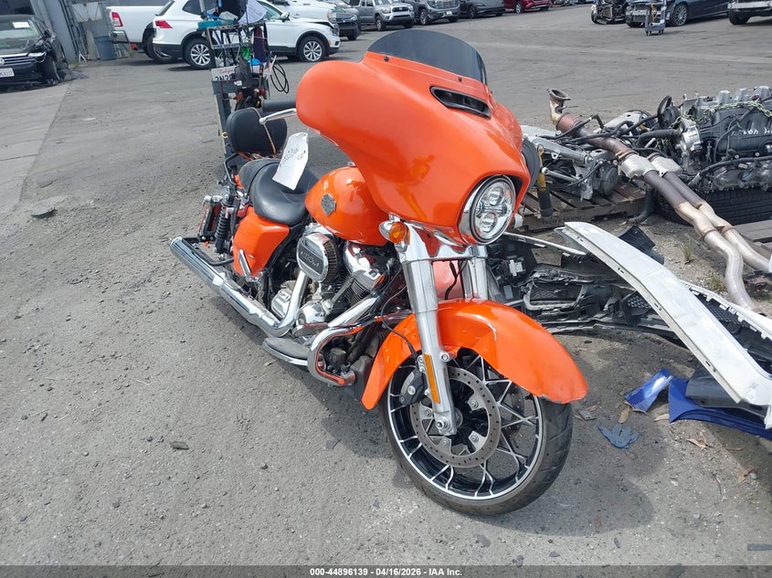 2023 Harley-davidson Street glide VIN 1HD1KRP2XPB610835 IAAI salvage auction — LEFT & RIGHT, Wait Title, sold $8,350 on 2026-07-15 (photo 1)