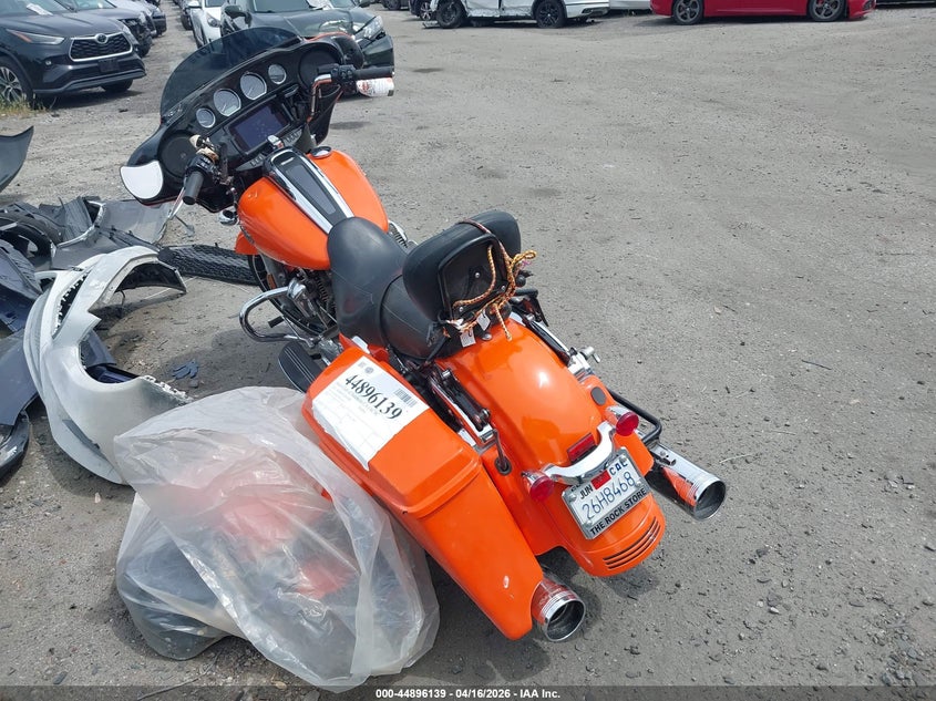 2023 Harley-davidson Street glide VIN 1HD1KRP2XPB610835 IAAI salvage auction — LEFT & RIGHT, Wait Title, sold $8,350 on 2026-07-15 (photo 3)