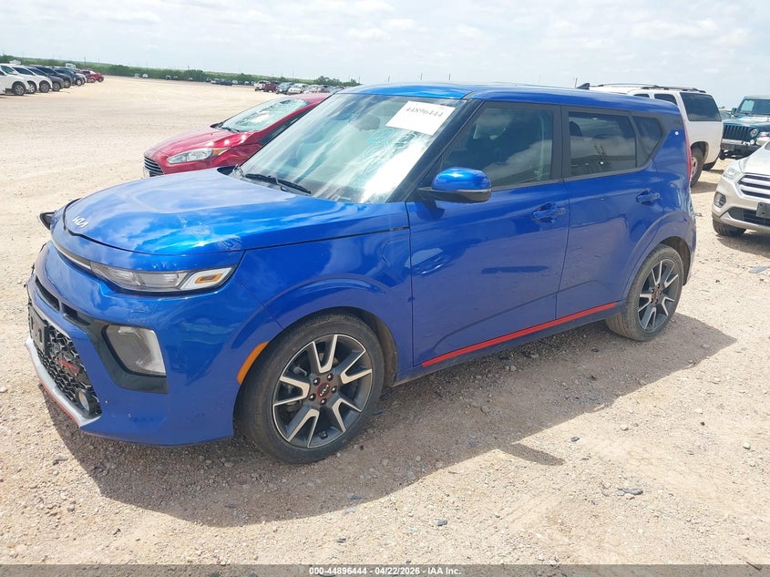2022 Kia Soul VIN KNDJ63AU9N7817388 IAAI salvage auction — RIGHT SIDE, Original (Texas), sold $2,550 on 2026-07-16 (photo 2)