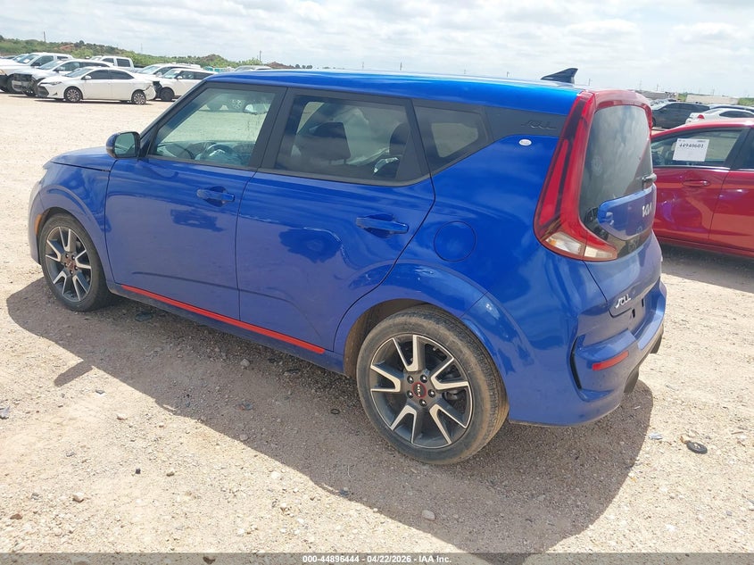 2022 Kia Soul VIN KNDJ63AU9N7817388 IAAI salvage auction — RIGHT SIDE, Original (Texas), sold $2,550 on 2026-07-16 (photo 3)