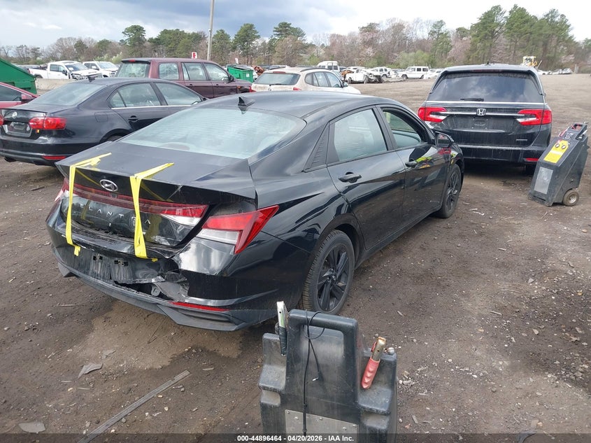 2021 Hyundai Elantra VIN KMHLS4AG1MU212023 IAAI salvage auction — REAR END, Salvage (Pennsylvania), sold $3,500 on 2026-07-28 (photo 4)