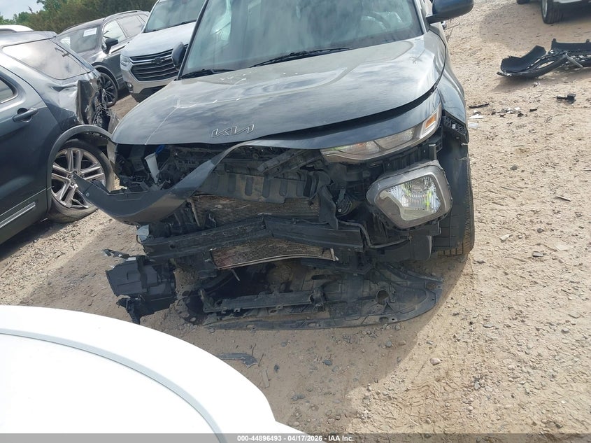 2022 Kia Soul VIN KNDJ23AU3N7810190 IAAI salvage auction — FRONT END, Salvage (North Carolina), sold $2,300 on 2026-07-06 (photo 6)