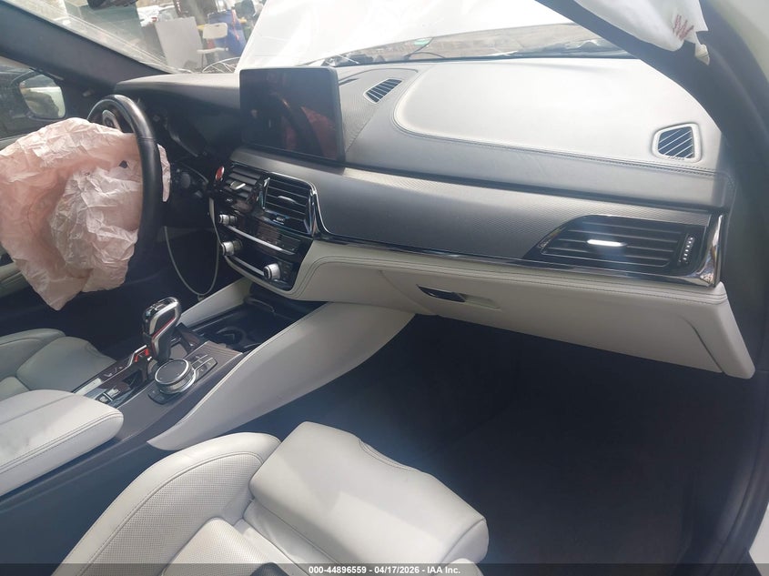 2023 BMW M5 VIN WBS83CH04PCL21461 IAAI salvage auction — FRONT END, Salvage Title, sold $24,050 on 2026-07-13 (photo 5)