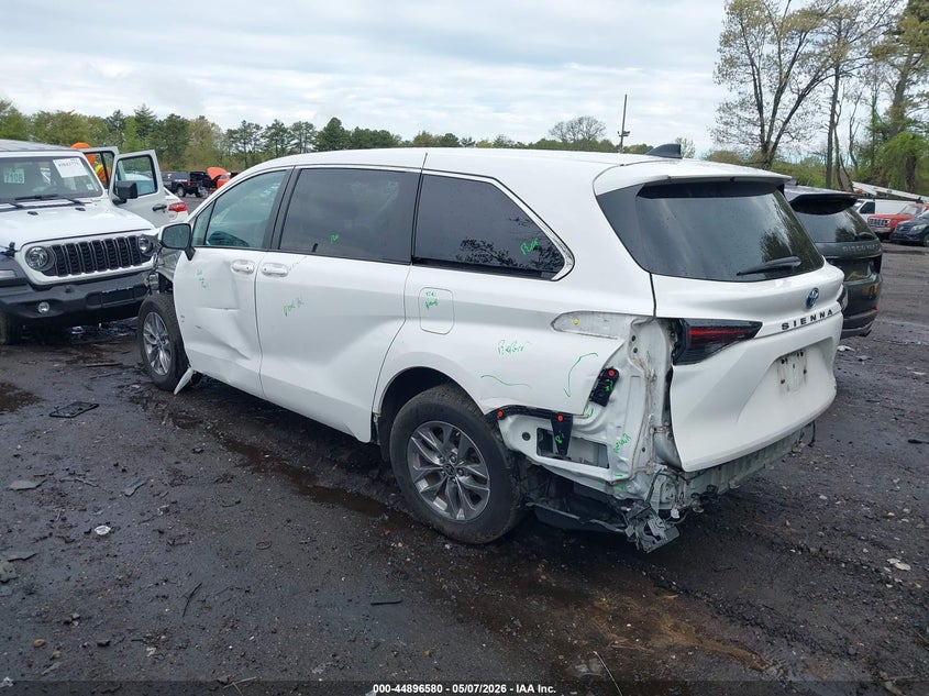 2023 Toyota Sienna VIN 5TDKRKEC2PS154052 IAAI salvage auction — FRONT & REAR, Salvage (Idaho), sold $10,500 on 2026-07-07 (photo 3)