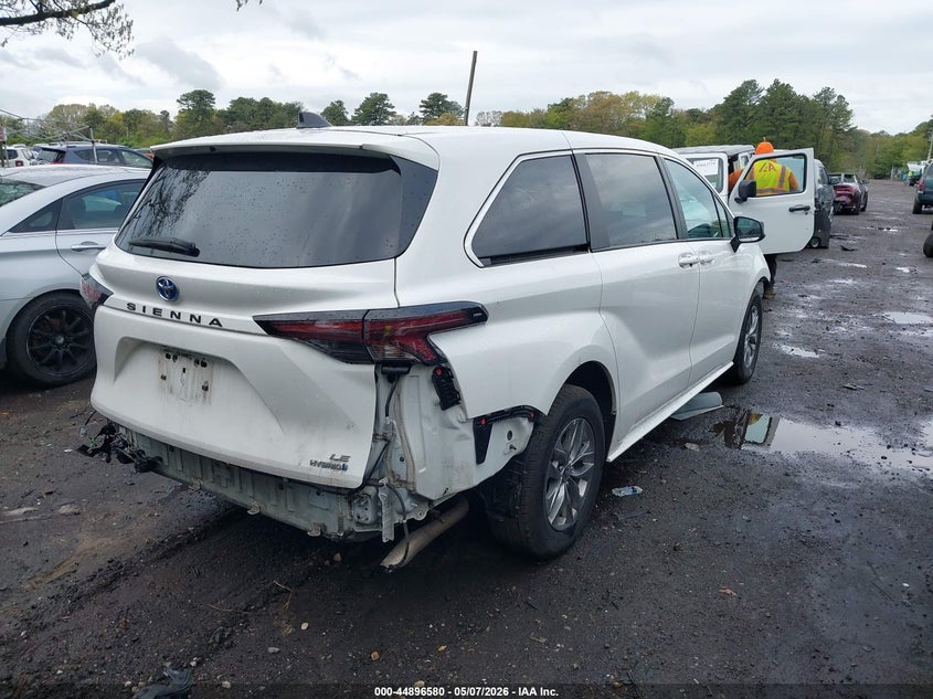 2023 Toyota Sienna VIN 5TDKRKEC2PS154052 IAAI salvage auction — FRONT & REAR, Salvage (Idaho), sold $10,500 on 2026-07-07 (photo 4)