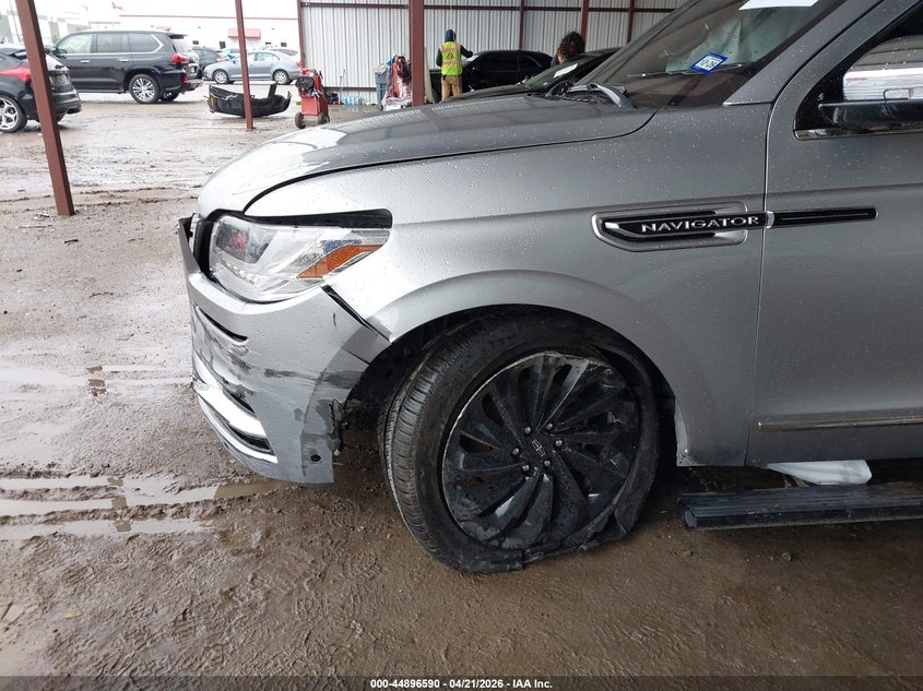 2020 Lincoln Navigator VIN 5LMJJ2TTXLEL10479 IAAI salvage auction — FRONT END, Original (Texas), sold $8,300 on 2026-07-22 (photo 5)
