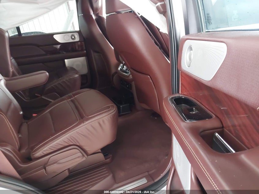 2020 Lincoln Navigator VIN 5LMJJ2TTXLEL10479 IAAI salvage auction — FRONT END, Original (Texas), sold $8,300 on 2026-07-22 (photo 6)