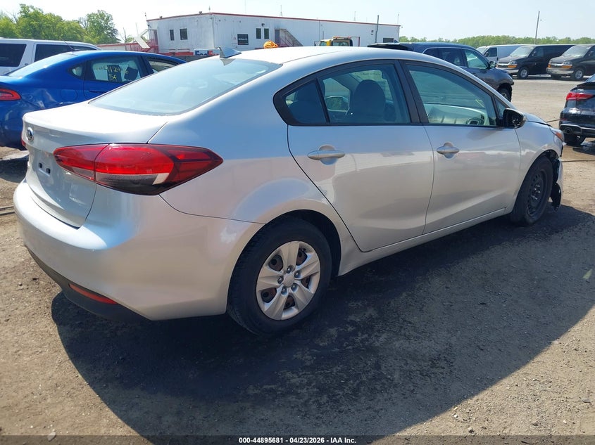 2018 Kia Forte VIN 3KPFK4A70JE233991 IAAI salvage auction — THEFT, Salvage (South Carolina), sold $1,550 on 2026-07-22 (photo 4)