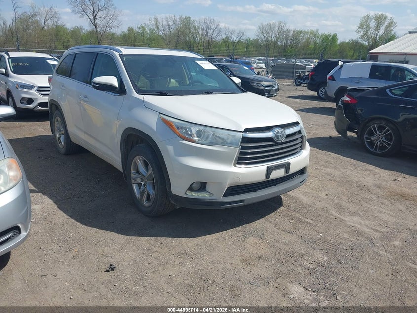 2015 Toyota Highlander VIN 5TDDKRFH4FS203864 IAAI salvage auction — HAIL, Salvage (Iowa), sold $6,900 on 2026-07-13 (photo 1)