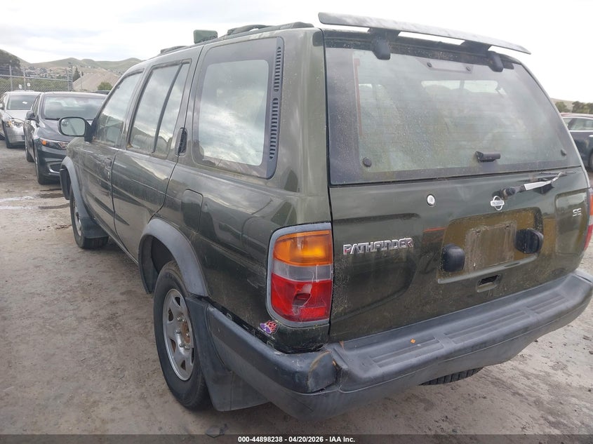1997 Nissan Pathfinder VIN JN8AR05YXVW190679 IAAI salvage auction — NORMAL WEAR, Salvage (California), sold $350 on 2026-07-09 (photo 3)
