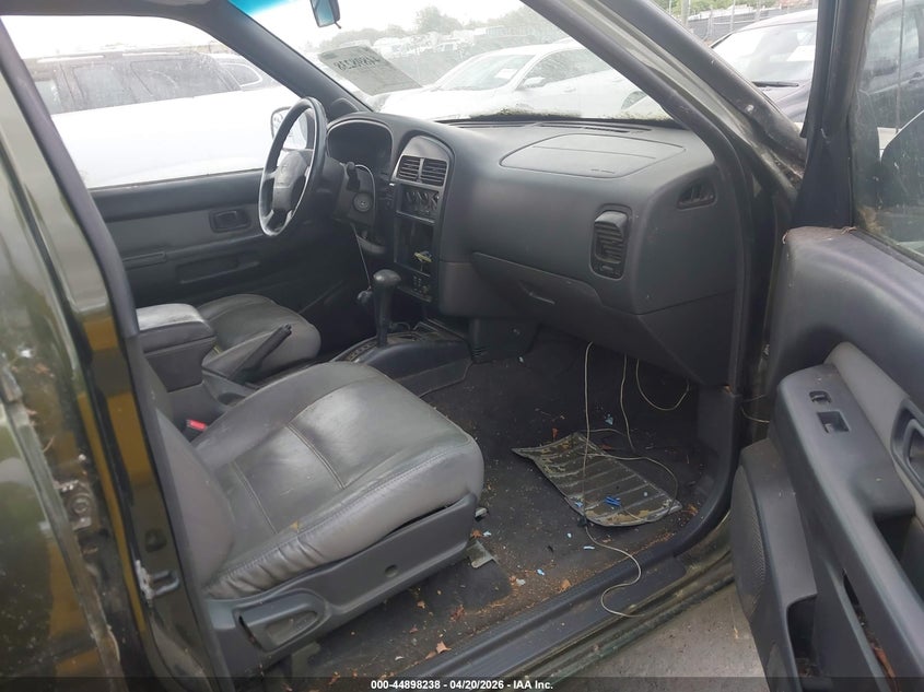 1997 Nissan Pathfinder VIN JN8AR05YXVW190679 IAAI salvage auction — NORMAL WEAR, Salvage (California), sold $350 on 2026-07-09 (photo 5)