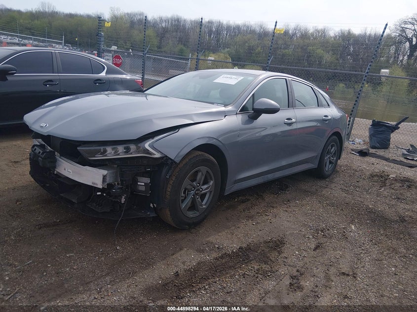 2021 Kia K5 VIN 5XXG24J26MG081364 IAAI salvage auction — FRONT & REAR, Salvage (Illinois), sold $1,100 on 2026-07-29 (photo 2)