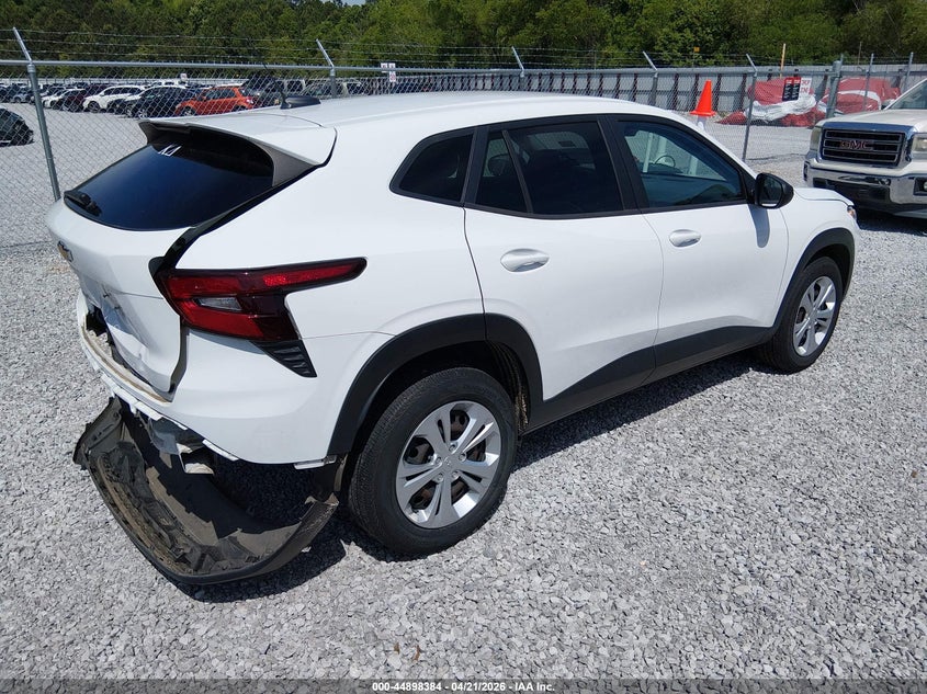 2024 Chevrolet Trax VIN KL77LFE27RC001478 IAAI salvage auction — REAR END, Salvage (Louisiana), sold $3,950 on 2026-07-09 (photo 4)