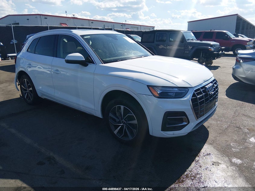 2021 Audi Q5 VIN WA1BAAFY8M2078720 IAAI salvage auction — FRONT & REAR, Wait Title, sold $9,700 on 2026-07-22 (photo 1)