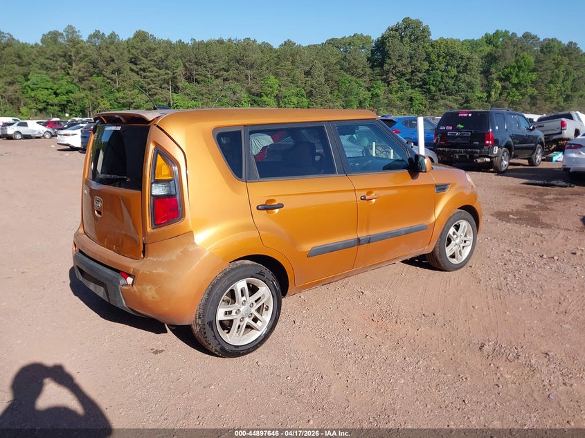 2011 Kia Soul VIN KNDJT2A27B7213898 IAAI salvage auction — REAR END, Salvage (Alabama), sold $600 on 2026-07-08 (photo 4)