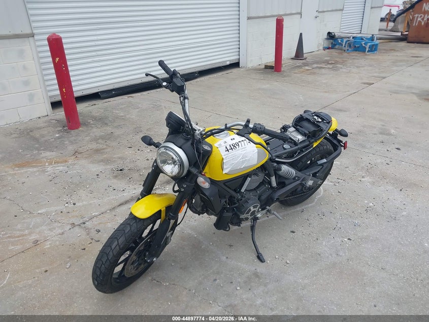 2015 Ducati Scrambler VIN ML015ANM6FT000213 IAAI salvage auction — EXTERIOR BURN, Salvage Title, sold $125 on 2026-09-09 (photo 2)